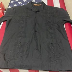 Guayabera mens small  BLACK EXCELLENT SHAPE
